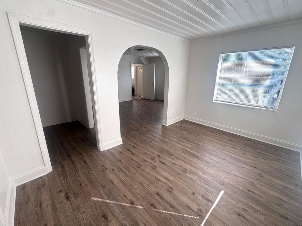 1041 unit 1 - dining area 2