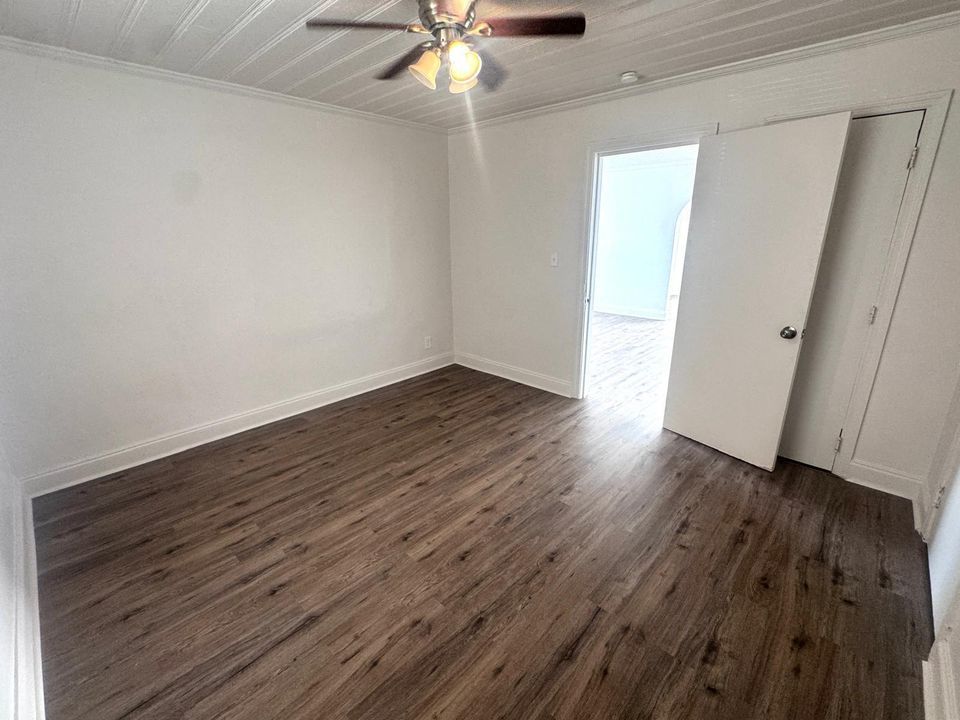 1041 unit 1 - bedroom 1