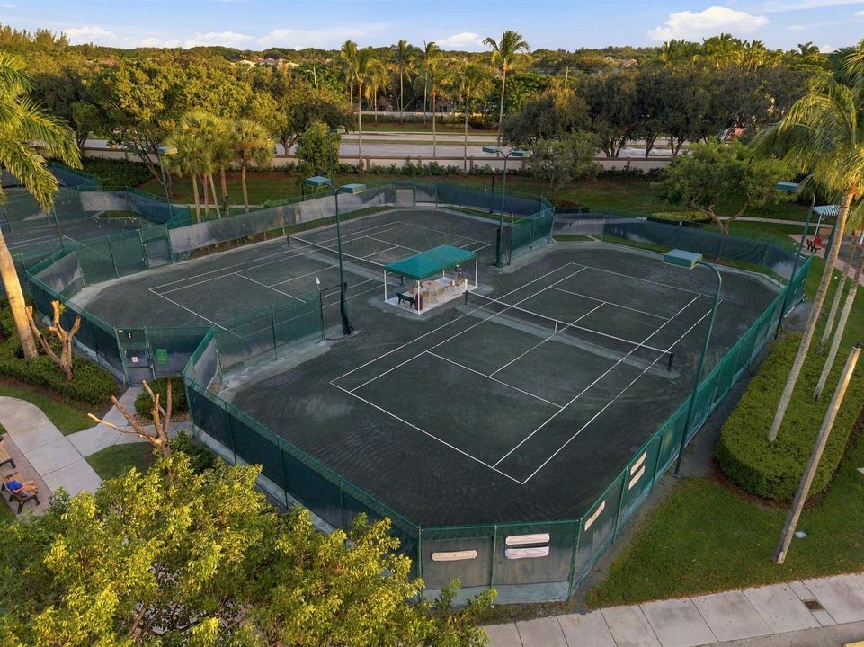 Aerial community amenities