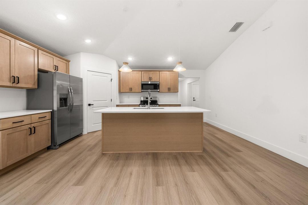 interior - kitchen 1 (1)