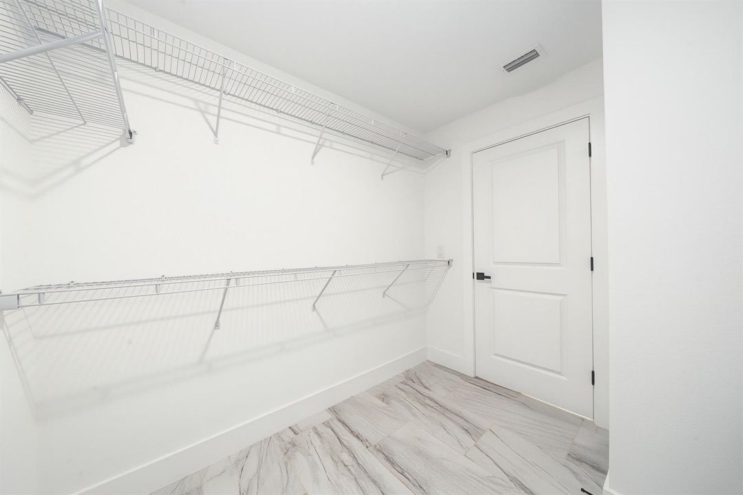interior - master closet 2