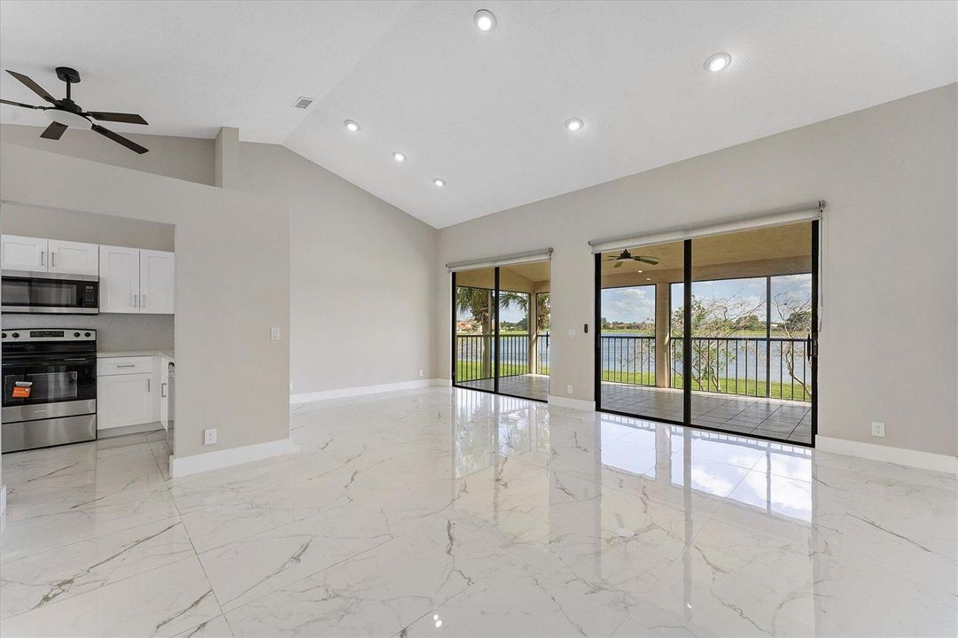 07-10890 Lakemore Lane_007