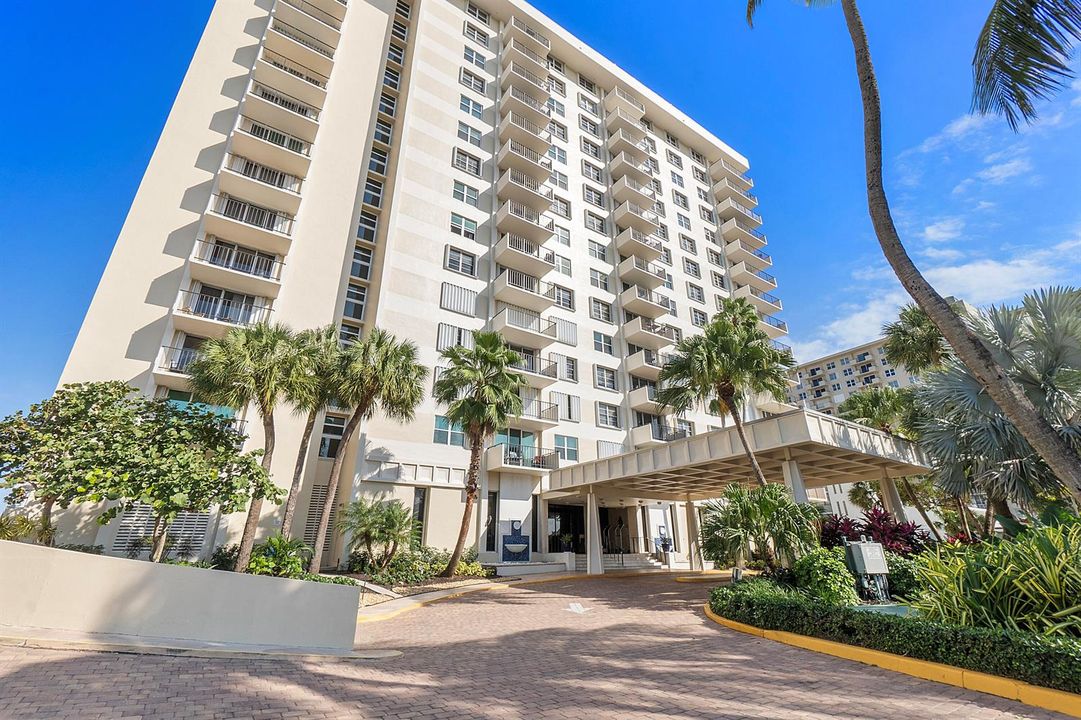 1900 S Ocean Blvd 16E_037 (1)
