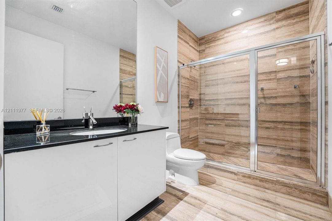 For Rent: $9,800 (2 beds, 3 baths, 2084 Square Feet)