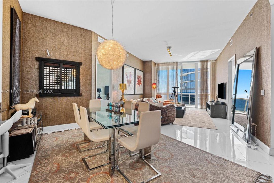 For Rent: $9,800 (2 beds, 3 baths, 2084 Square Feet)