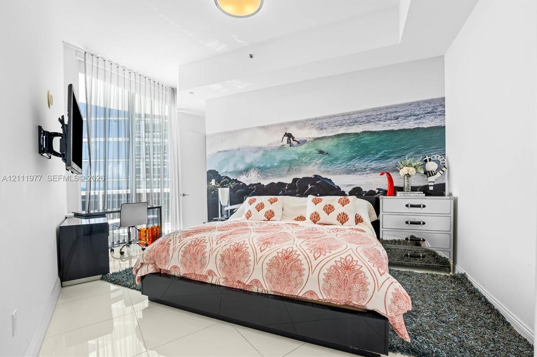 For Rent: $9,800 (2 beds, 3 baths, 2084 Square Feet)