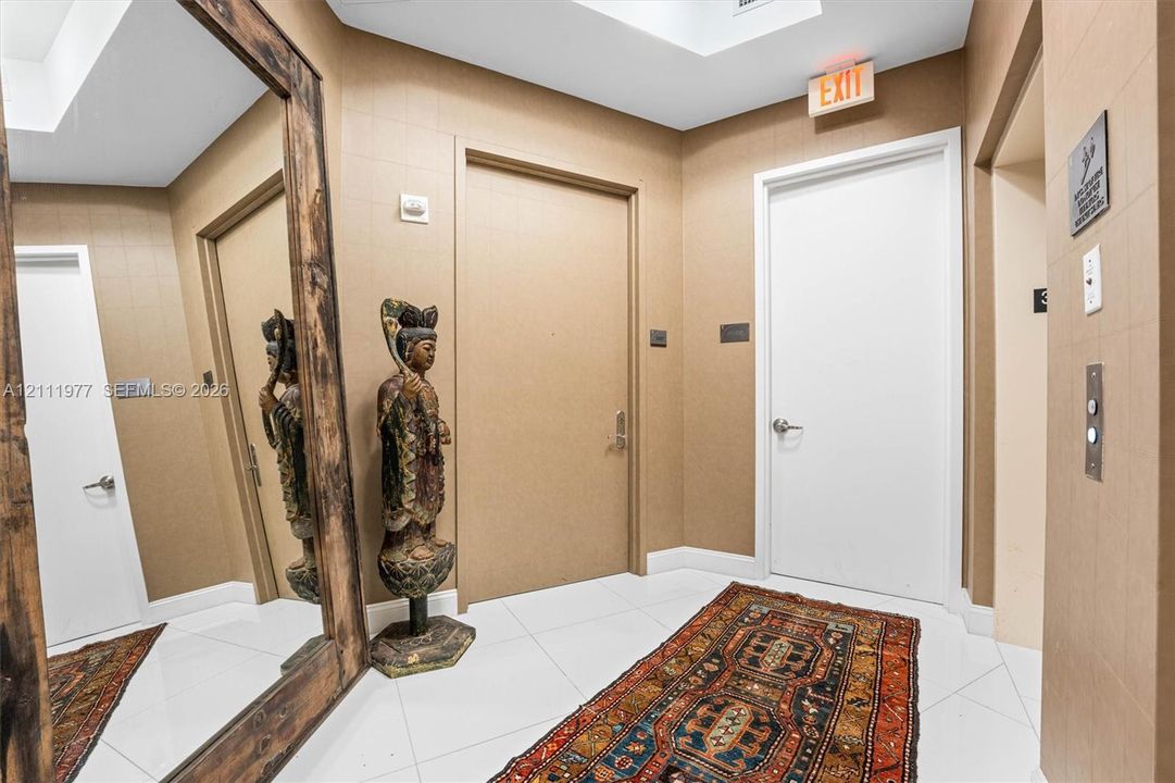 For Rent: $9,800 (2 beds, 3 baths, 2084 Square Feet)