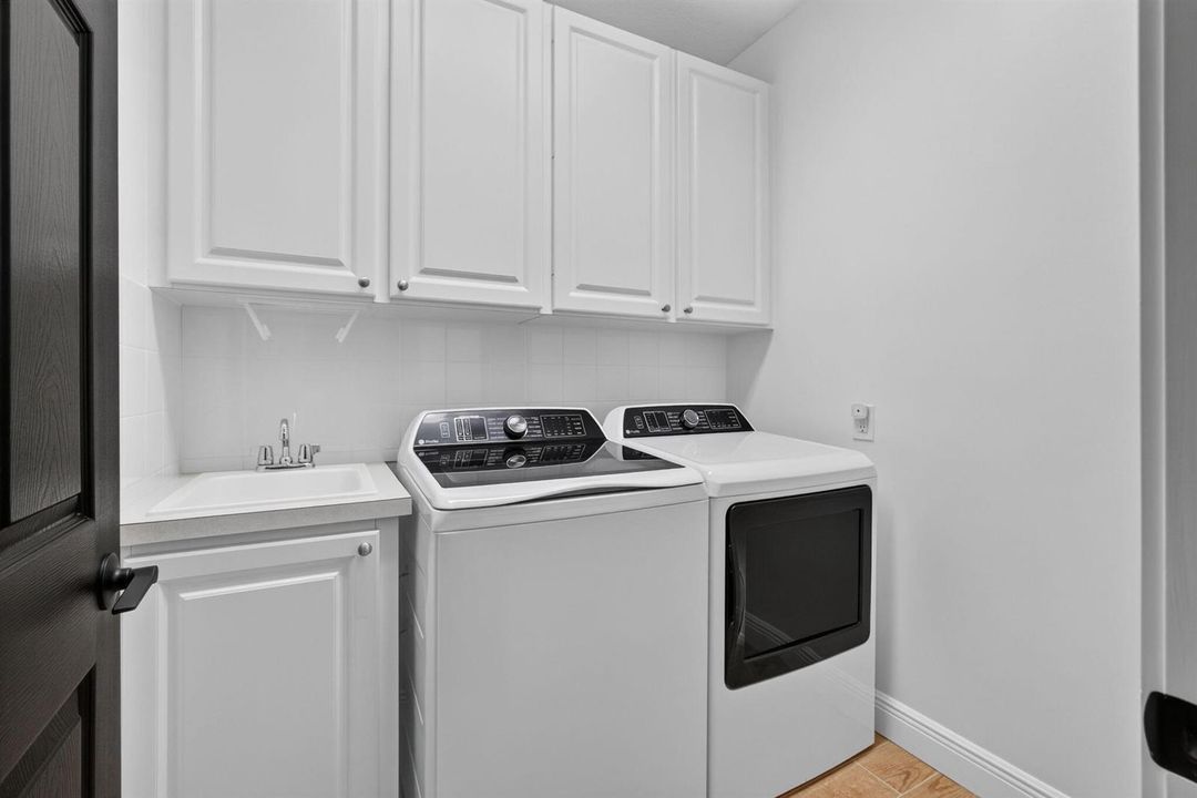 2nd Floor Laundry