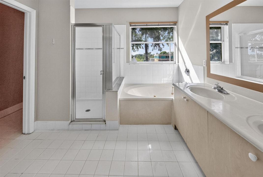 Primary Bathroom – Main View