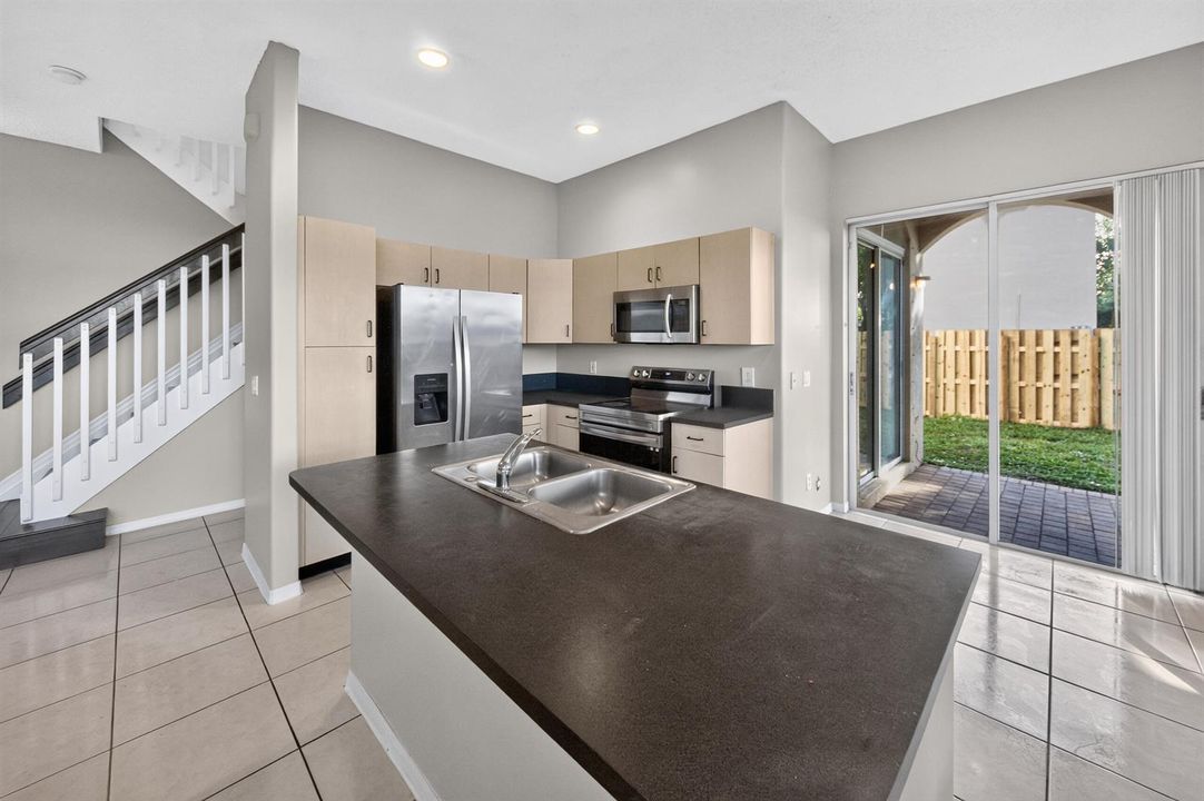 Kitchen – Alternate AngleSC_1700