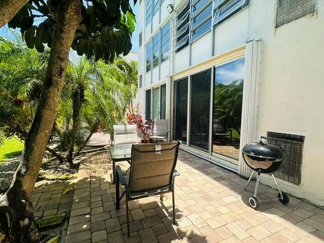 VOG patio grill