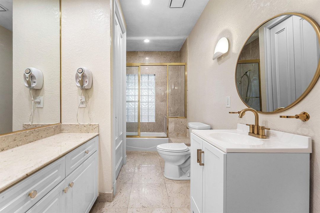 1st Guest Bathroom