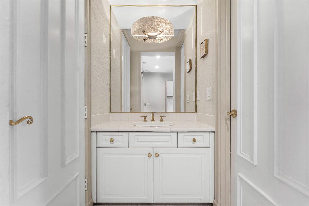 4th Guest Bathroom