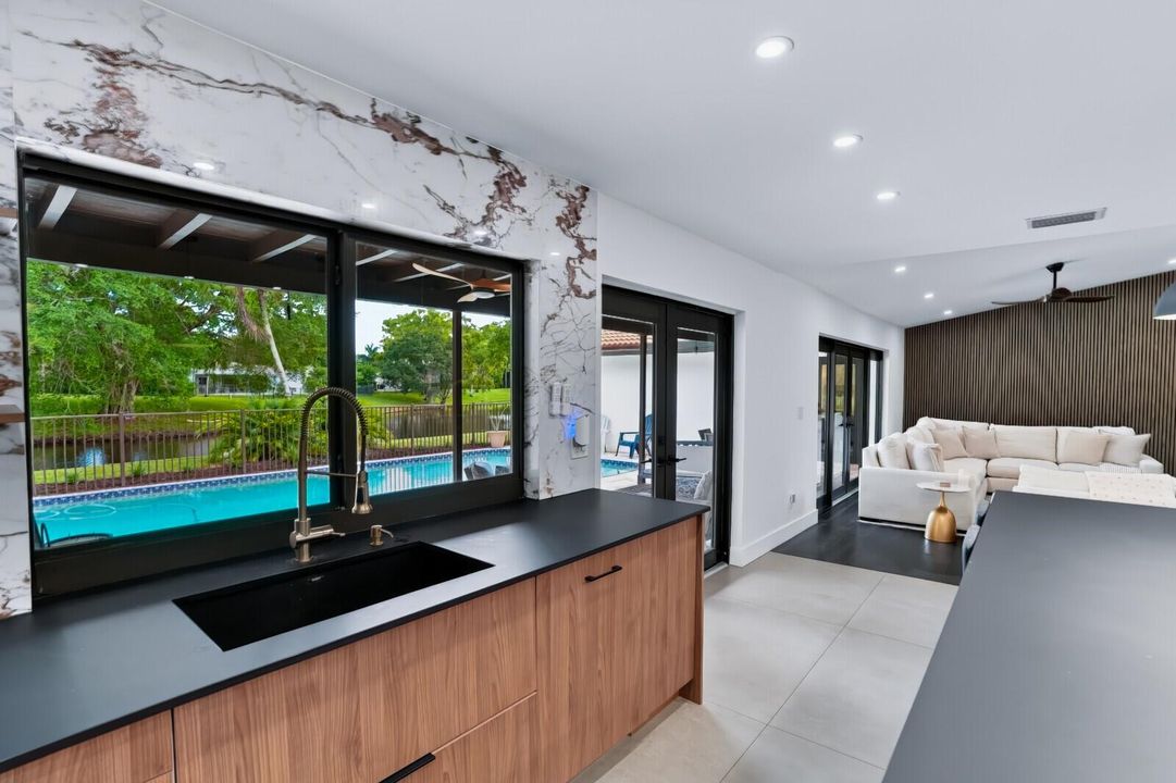 Kitchen/Living Room