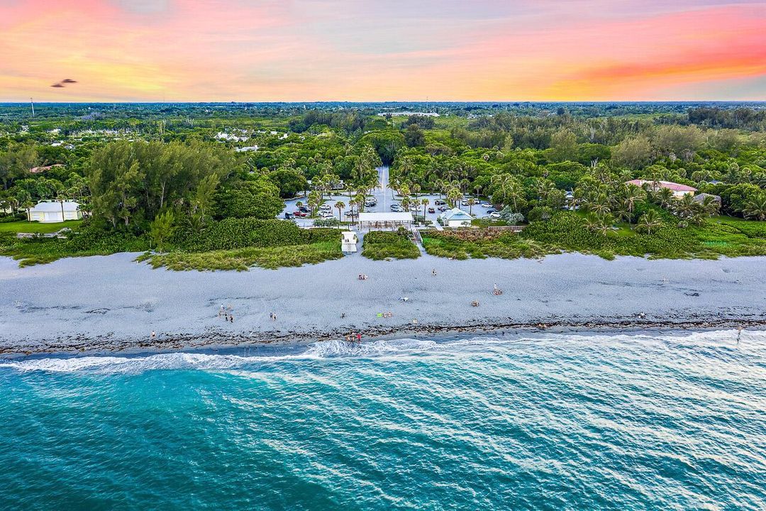 Beach on Jupiter Island