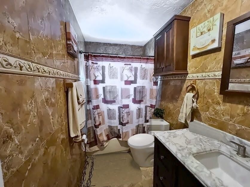 bath2_rug