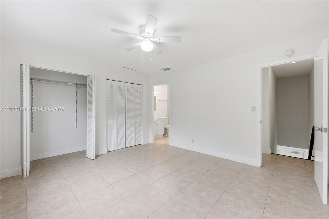 For Rent: $2,250 (2 beds, 1 baths, 1100 Square Feet)