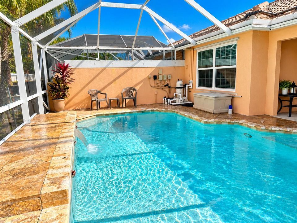 Sunlit Screened Pool Oasis