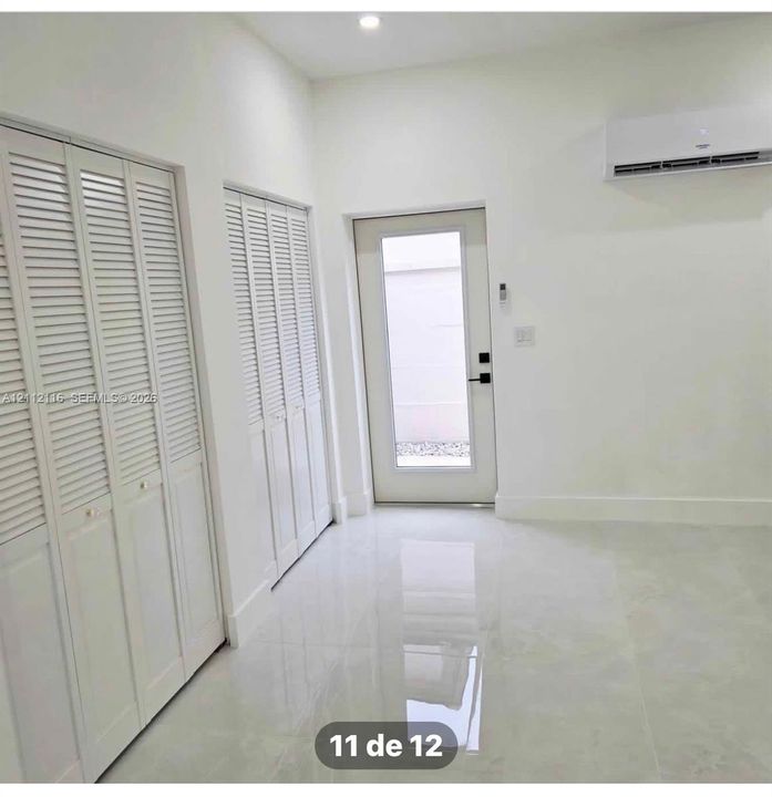 For Rent: $1,450 (1 beds, 1 baths, 1904 Square Feet)