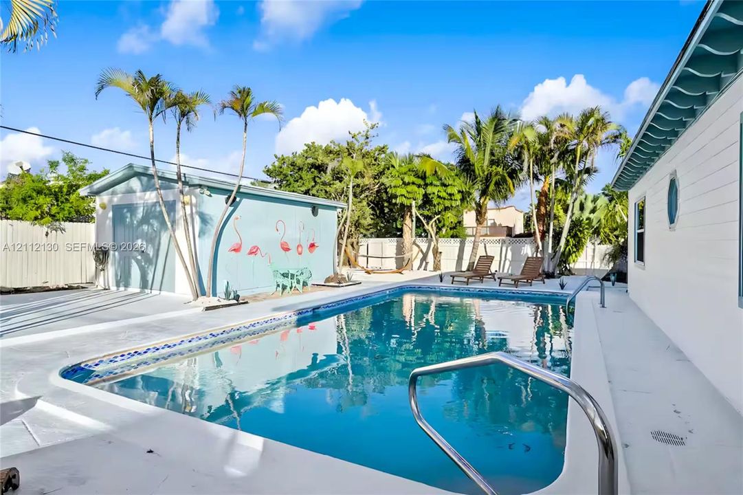 For Sale: $1,605,000 (5 beds, 3 baths, 2740 Square Feet)