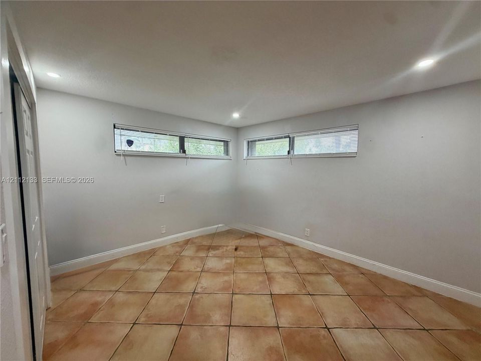 For Rent: $3,300 (2 beds, 2 baths, 1615 Square Feet)