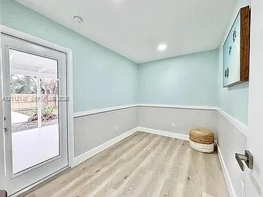 For Rent: $4,000 (4 beds, 2 baths, 1672 Square Feet)