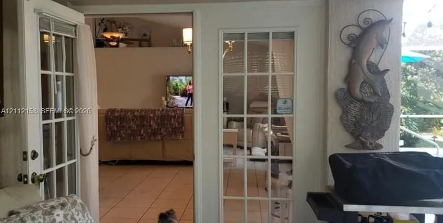 En Venta: $370,000 (3 camas, 2 baños, 1897 Pies cuadrados)