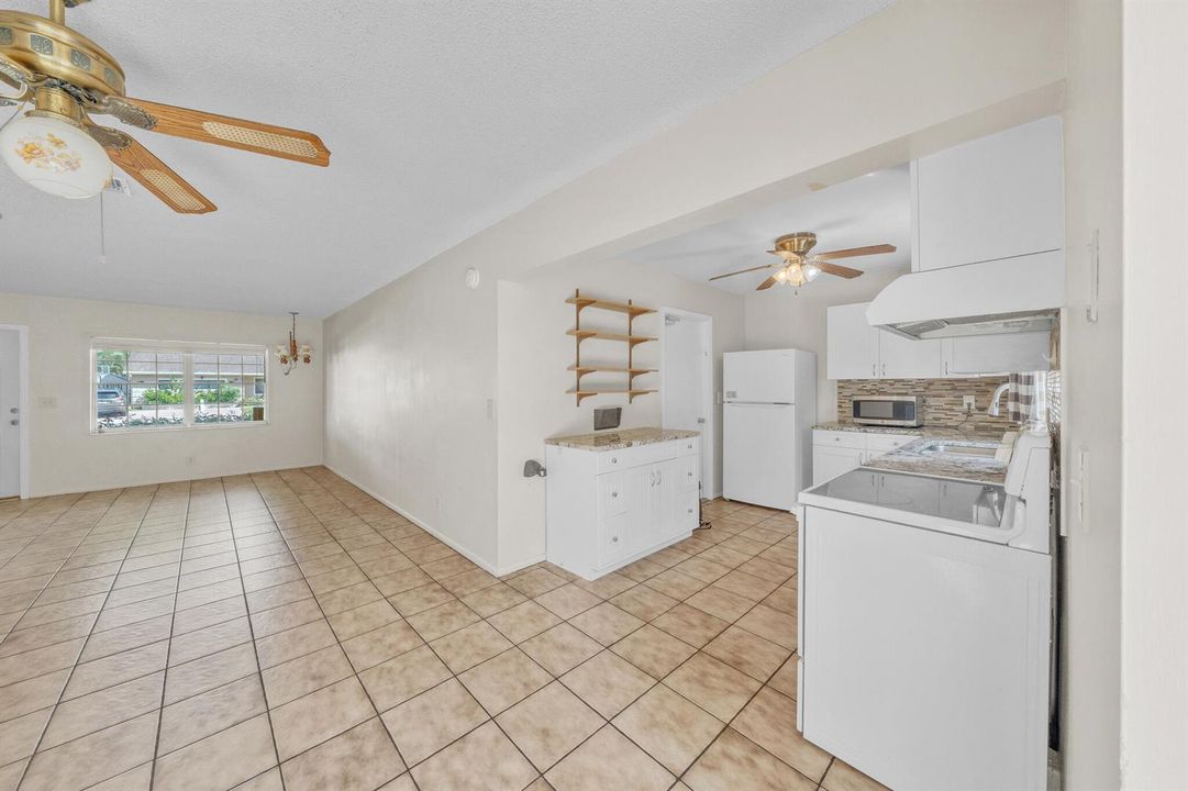 11 Kitchen