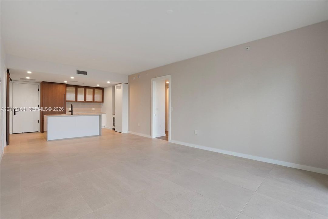 For Rent: $8,900 (1 beds, 2 baths, 1038 Square Feet)