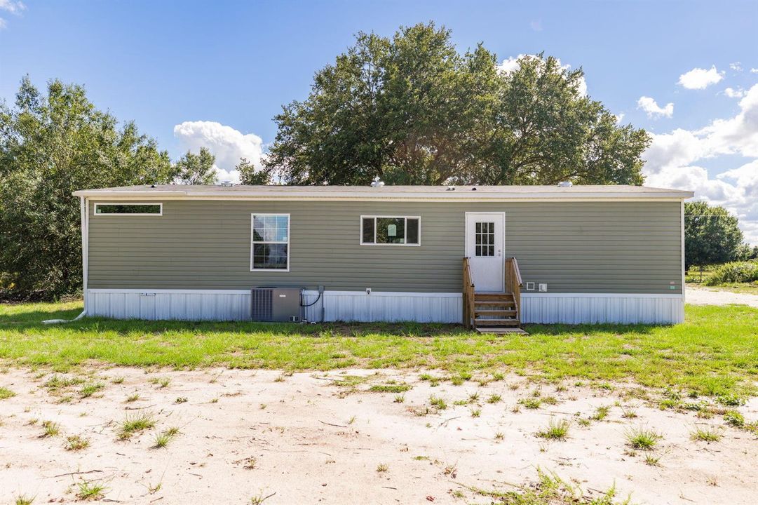 8-web-or-mls-20213 Property-8