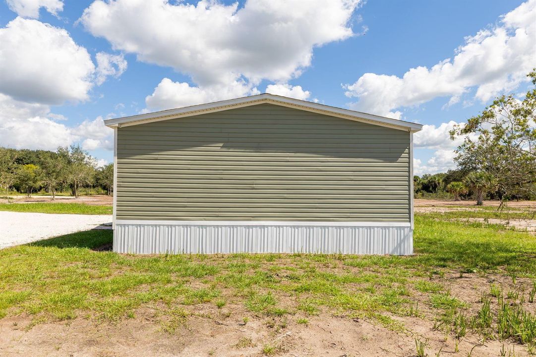 21-web-or-mls-20968 Property-20