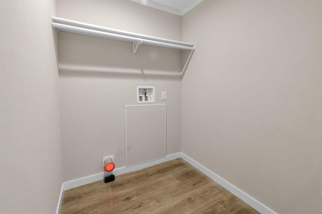 53-web-or-mls-16918 Property-48