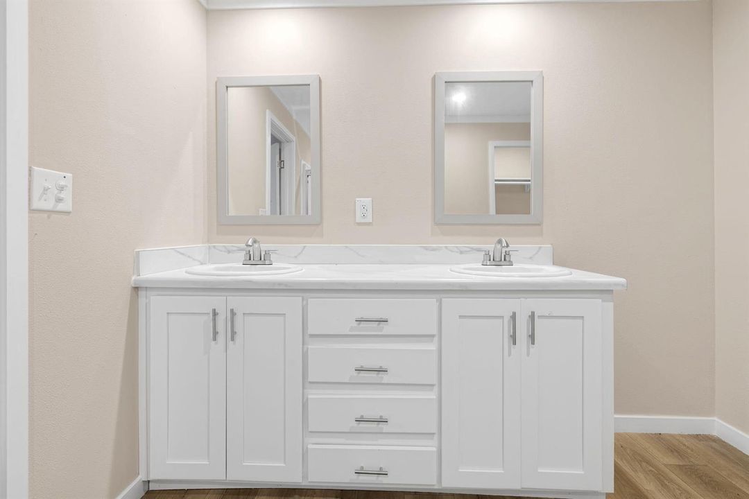 59-web-or-mls-16918 Property-60