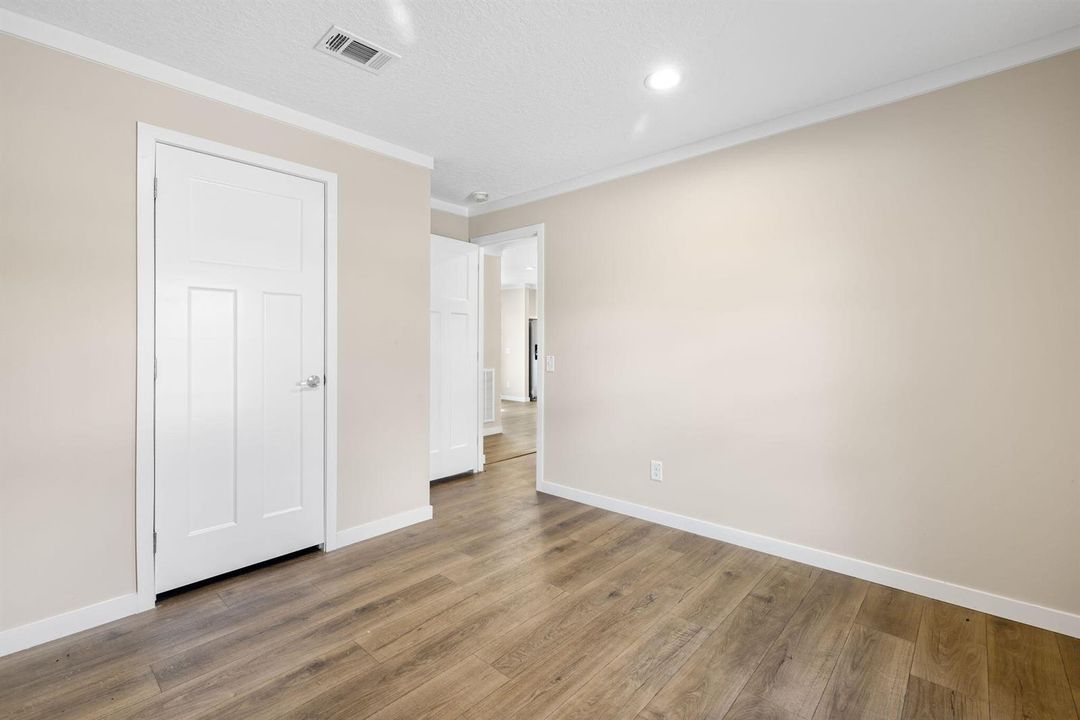 62-web-or-mls-16918 Property-52