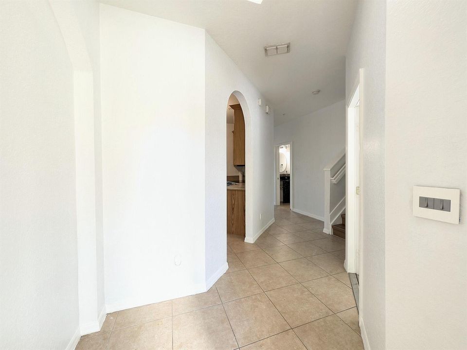 02_09_foyer_hall