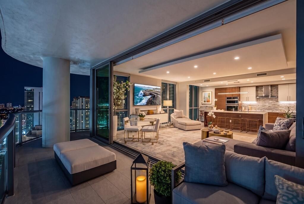 15 Terrace Into the Great Room, Night (E