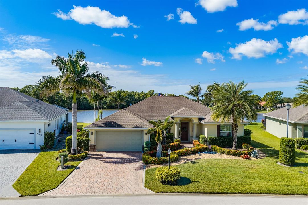 460 SW Vista Lake Drive a-3