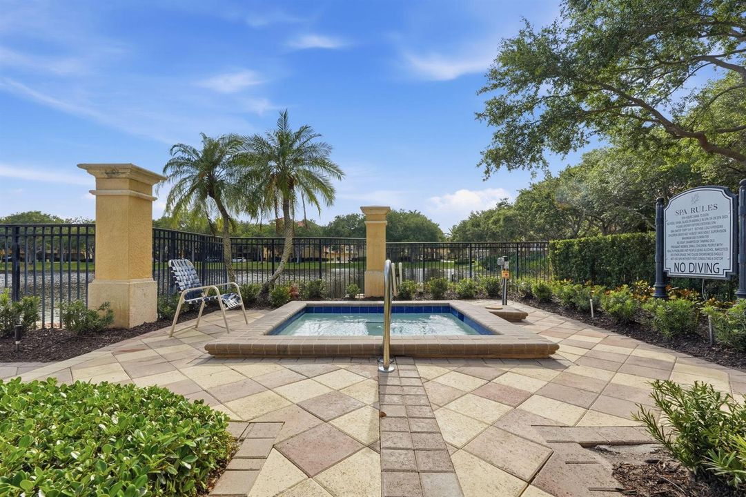 55-web-or-mls-11796_Valencia_Gardens_Ave