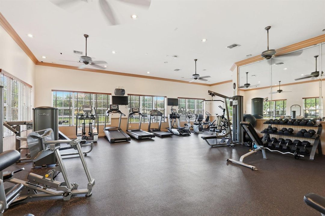 53-web-or-mls-11796_Valencia_Gardens_Ave