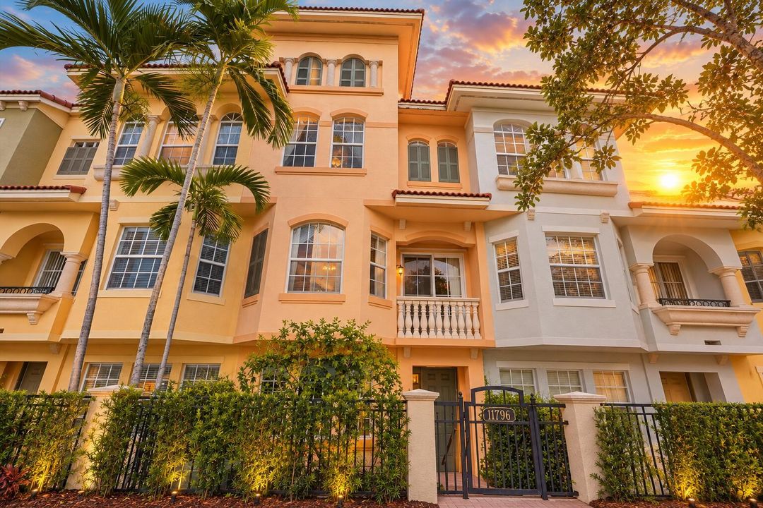 11796 Valcenia Gardens FRONT SUNRISE