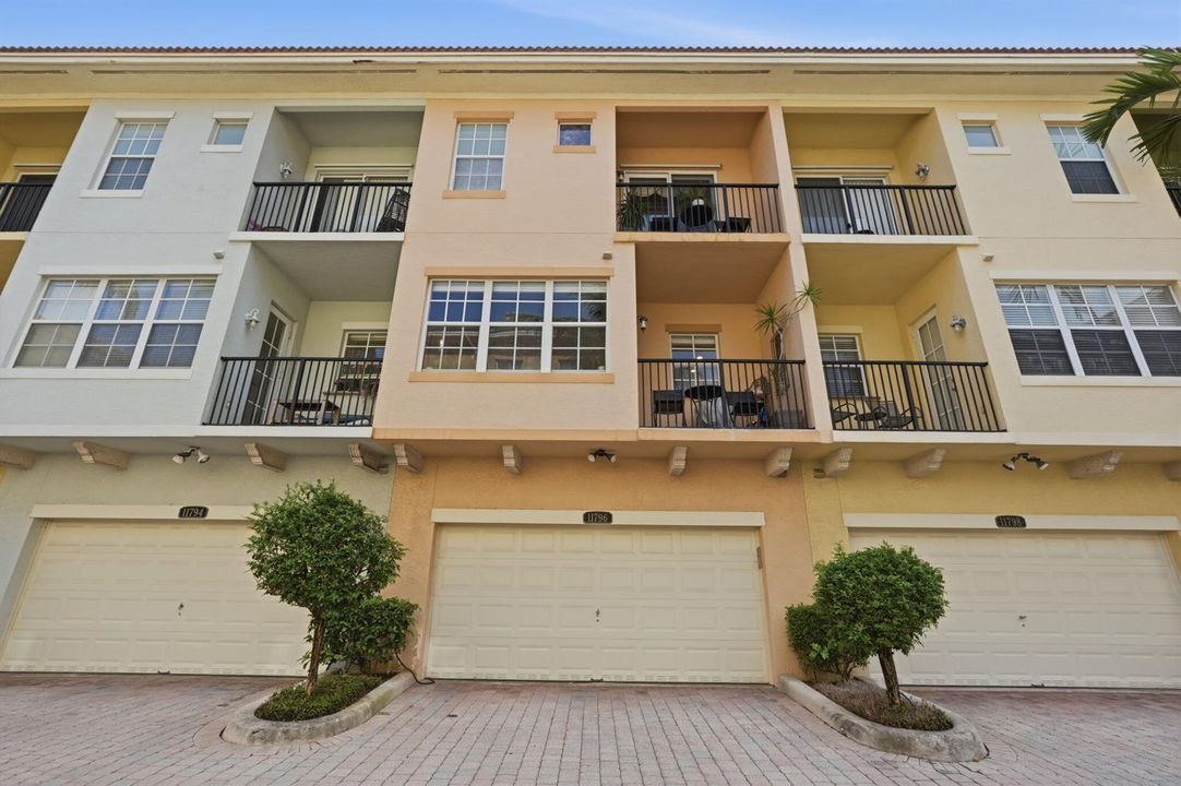 45-web-or-mls-11796_Valencia_Gardens_Ave