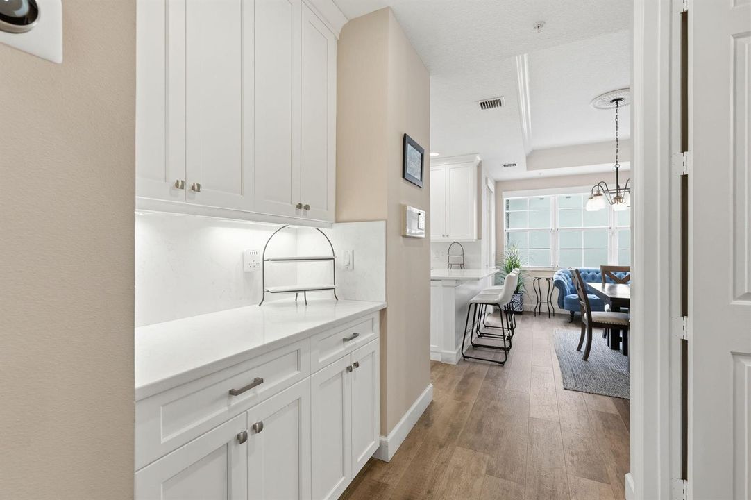 34-web-or-mls-11796_Valencia_Gardens_Ave