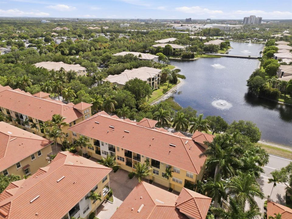 65-web-or-mls-11796_Valencia_Gardens_Ave