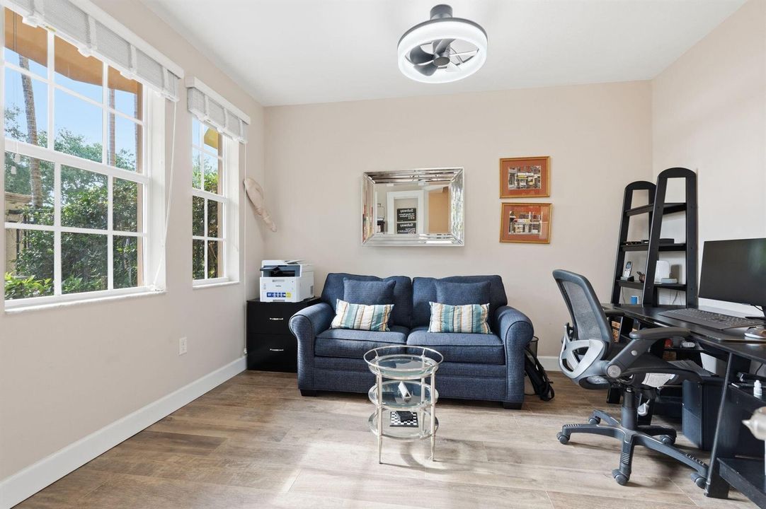 38-web-or-mls-11796_Valencia_Gardens_Ave