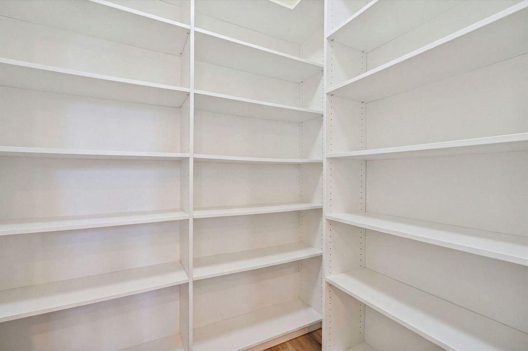 78-web-or-mls-11796_Valencia_Gardens_Ave