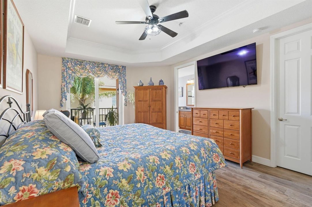 4-web-or-mls-11796_Valencia_Gardens_Ave_