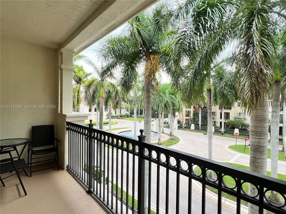 For Rent: $3,500 (3 beds, 2 baths, 1865 Square Feet)