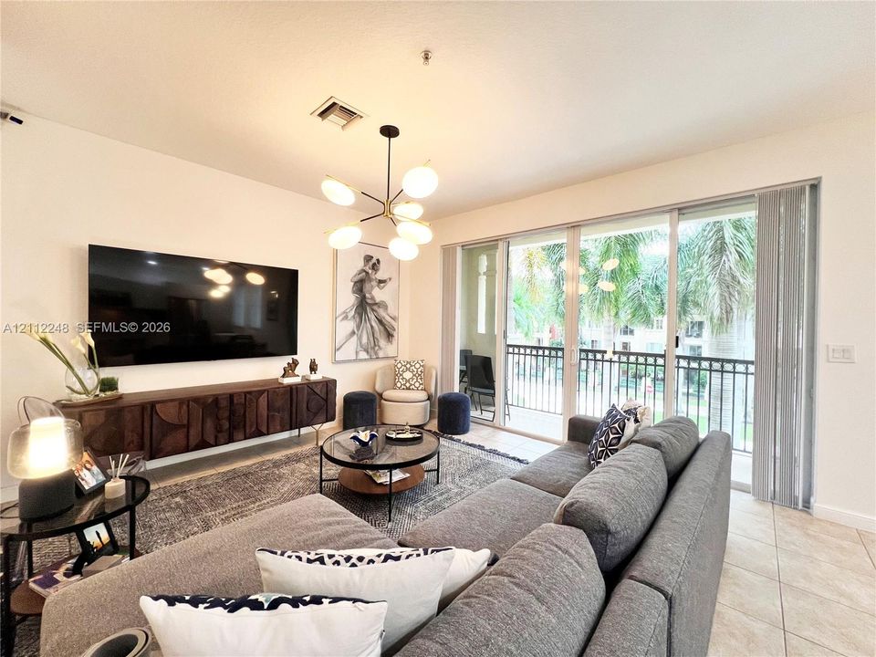 For Rent: $3,500 (3 beds, 2 baths, 1865 Square Feet)