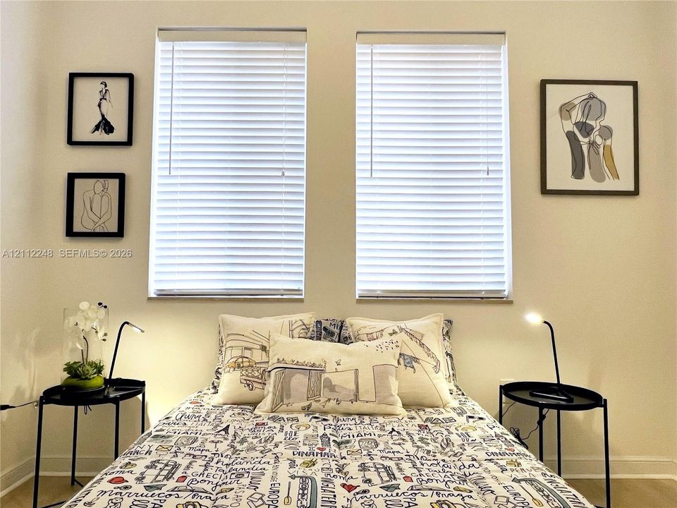 For Rent: $3,500 (3 beds, 2 baths, 1865 Square Feet)