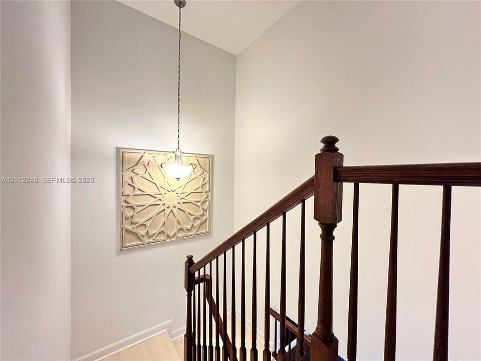 For Rent: $3,500 (3 beds, 2 baths, 1865 Square Feet)
